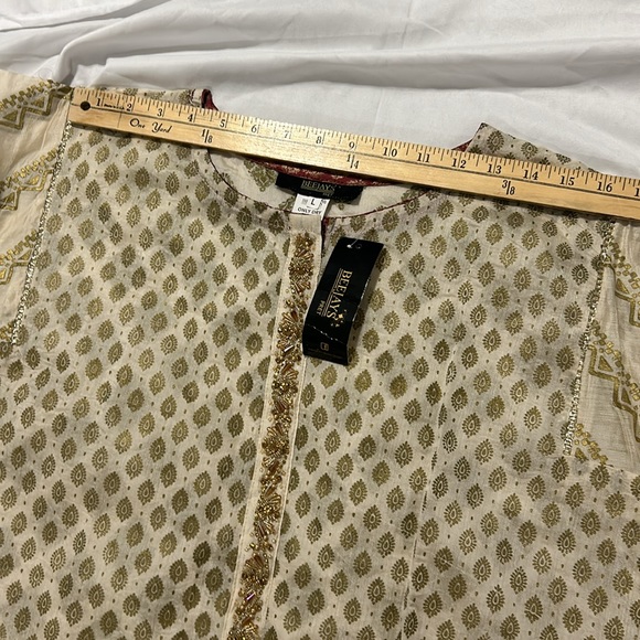 Kurta kameez red Duppatta off-white gold red silk type fabric. Size L. New - Picture 8 of 16